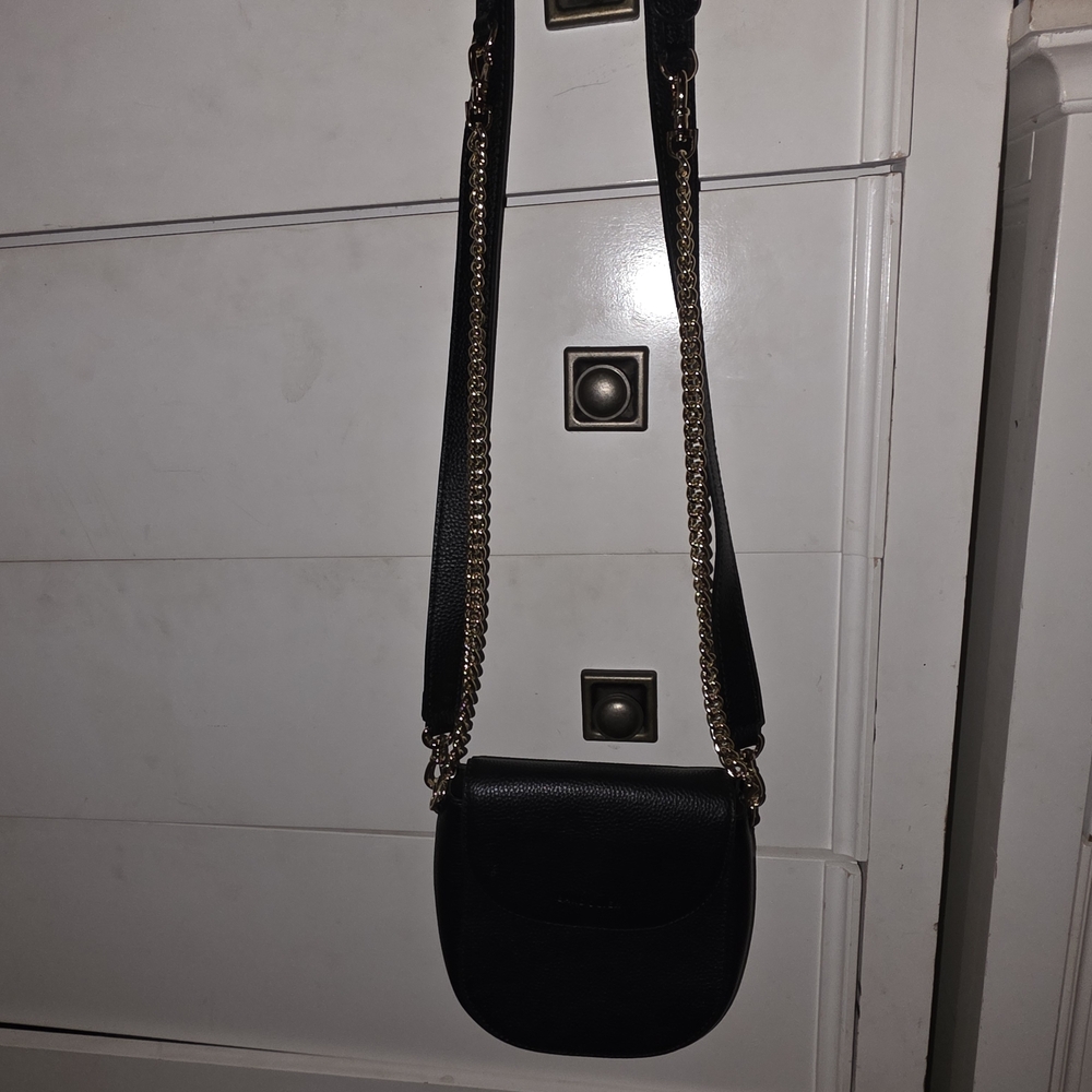 Elegant Black Crossbody Bag
